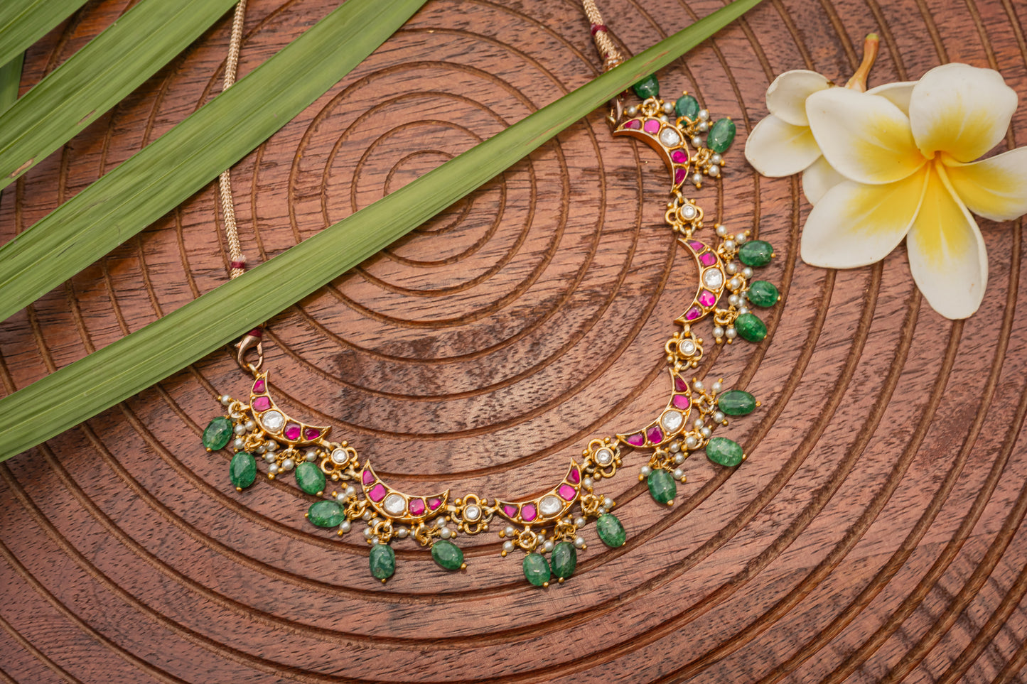JADAU ON SILVER MULTICHAAND NECKLACE