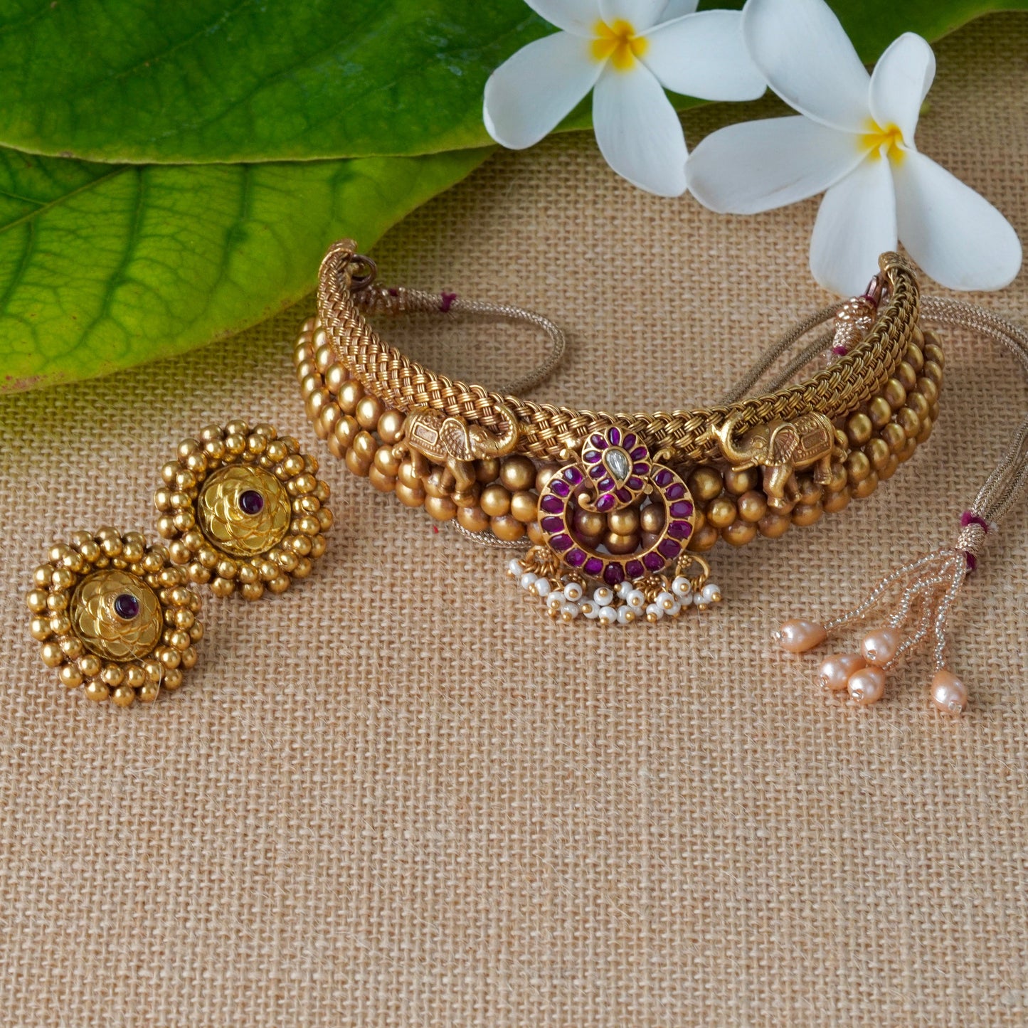 Elephant Bor hasli Choker and tops
