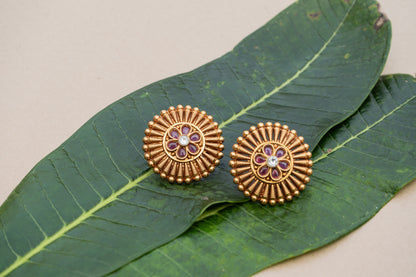 CHAKRA TOPS WITH RED PHOOL CENTRE