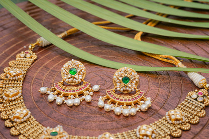 JADAU GOLD PLATED SILVER STAR CENTRE ON HIRA KANTHAA BUILT NECKLACE