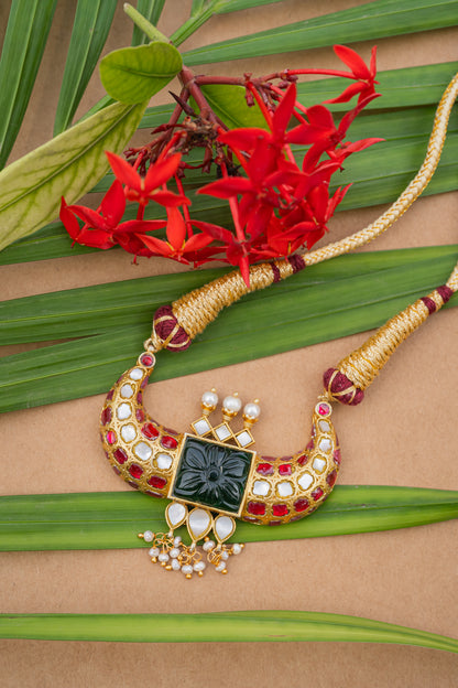 JADAU SILVER HORN NECKLACE STRUNG ON BATWA