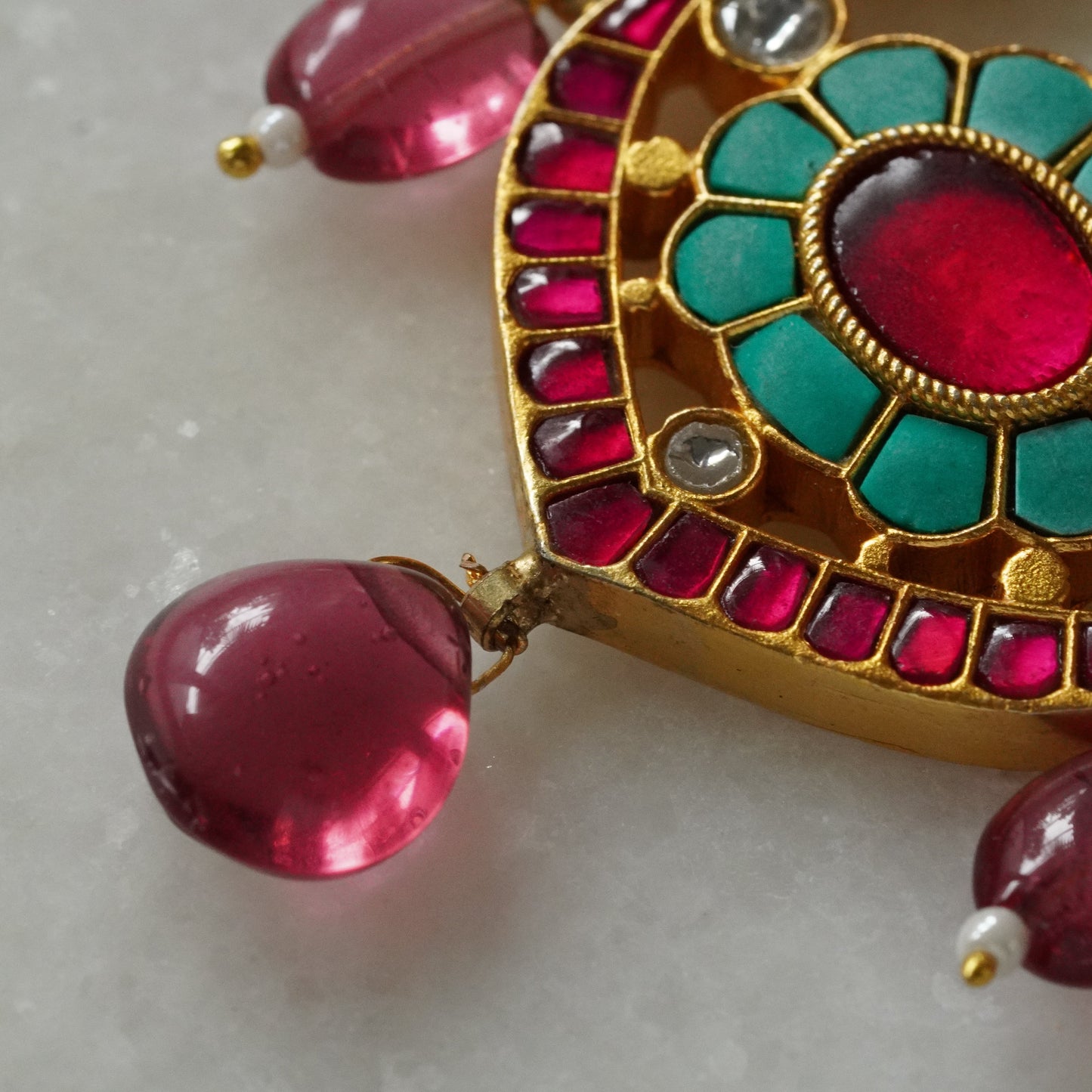 Firoza and pink, 3-piece Choker strung in precious pearls with earrings