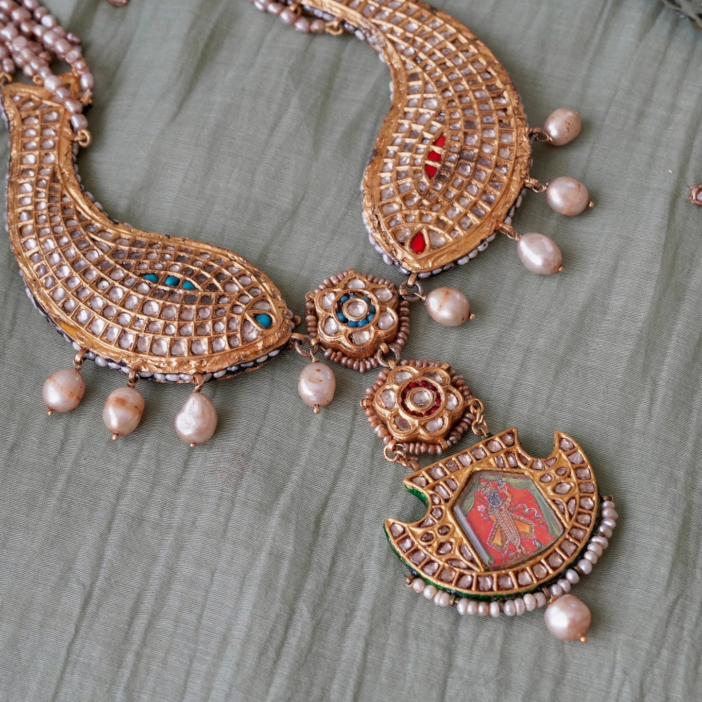 Meen Shrinathji Reversible Necklace fastened by fresh-water pearls
