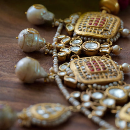 Coral Jadau Jaali Choker