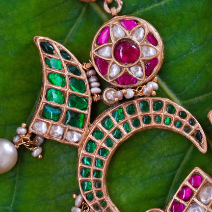 Rusk Moon Meen Necklace and earrings