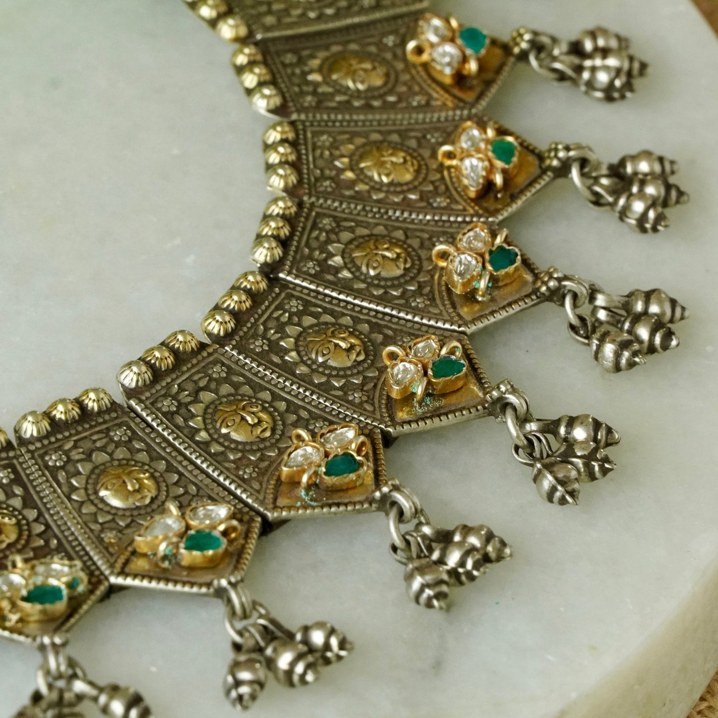 Toran - Stiff Necklace
