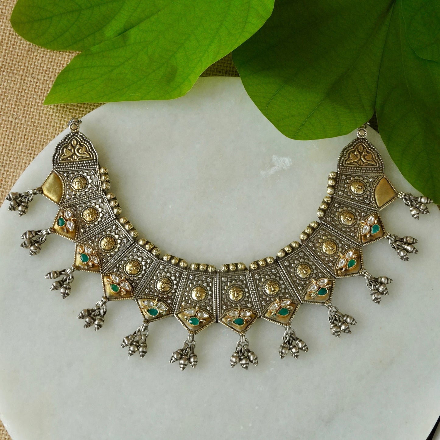 Toran - Stiff Necklace