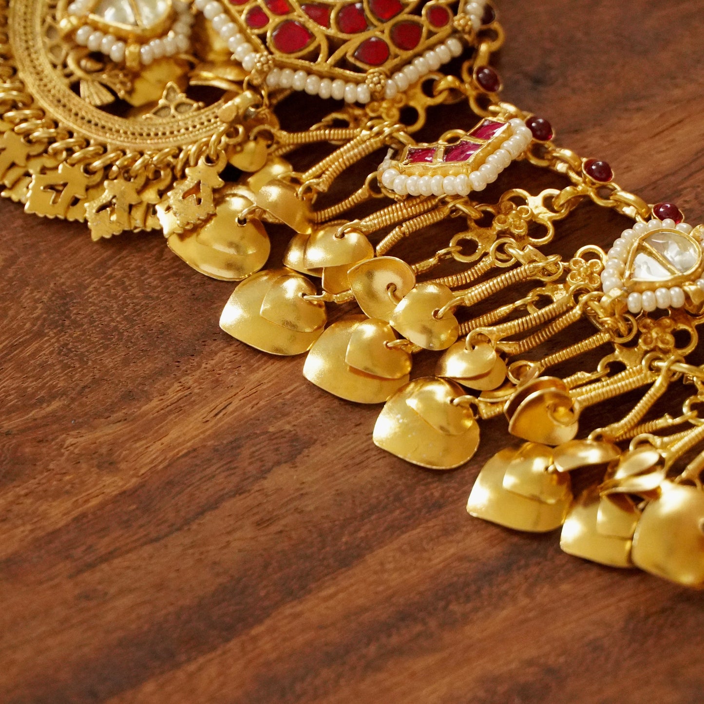 Bandi heritage necklace with tops
