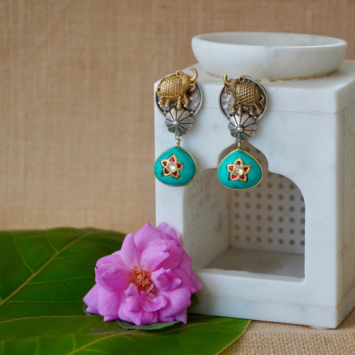 Firoza gemstone on Amulate over a Nagada piece fastened in fresh-water precious pearls and earrings