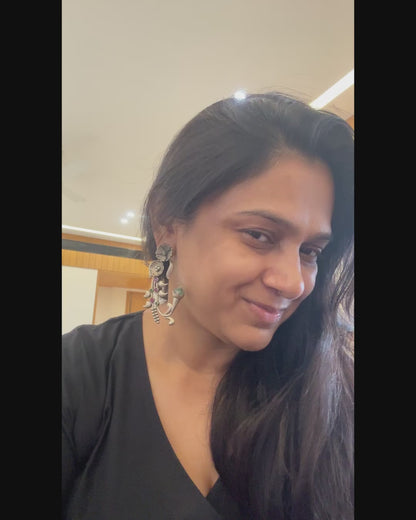 Vel Earrings